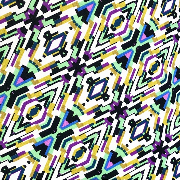 Tahari ASL Colorful Geo Print Stretch Sleeveless Tank Blouse 12 - Picture 6 of 14